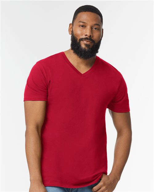 Unisex Softstyle® V-Neck T-Shirt Gildan 64V00